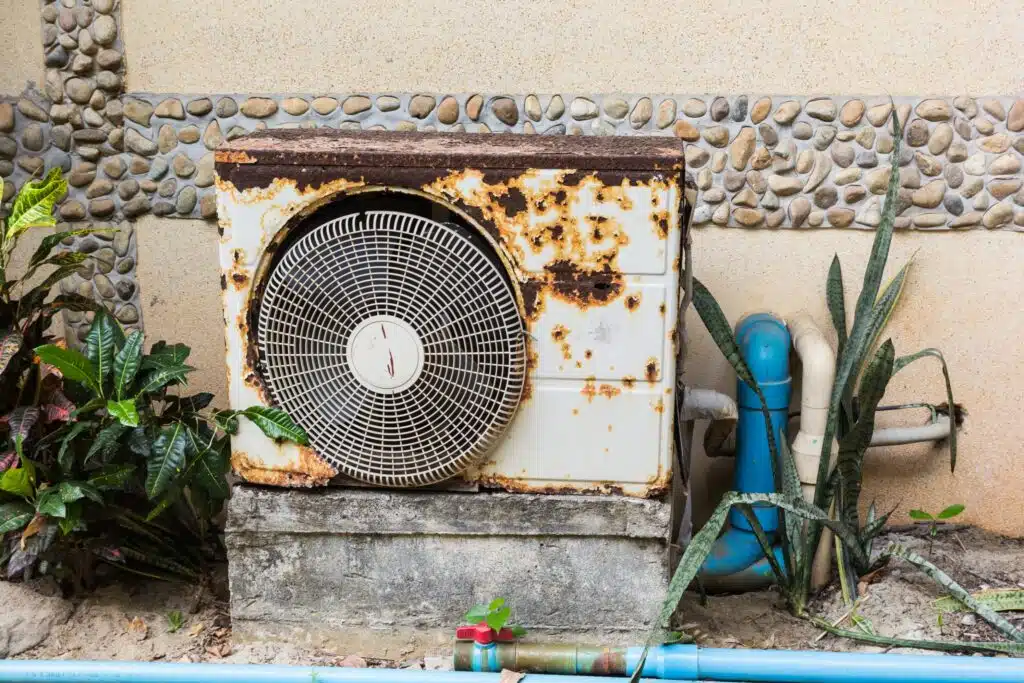 old AC unit that needs to be replaced