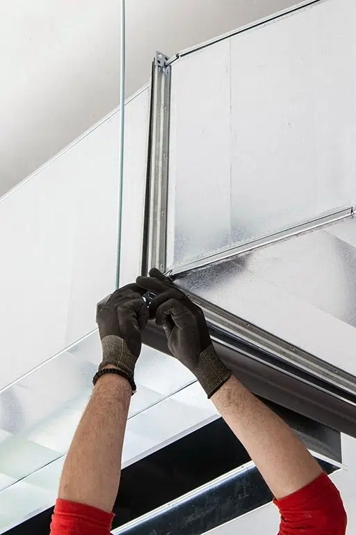 installation of ventilation ducts for the insertion of fresh air